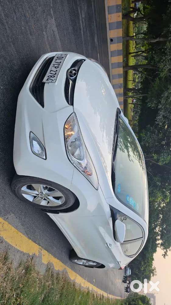 Hyundai New Elantra 2013