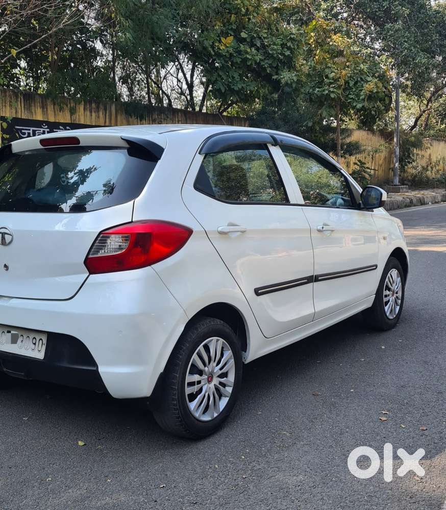 Tata Tiago 1.2 Revotron Xt (o), 2018, Petrol