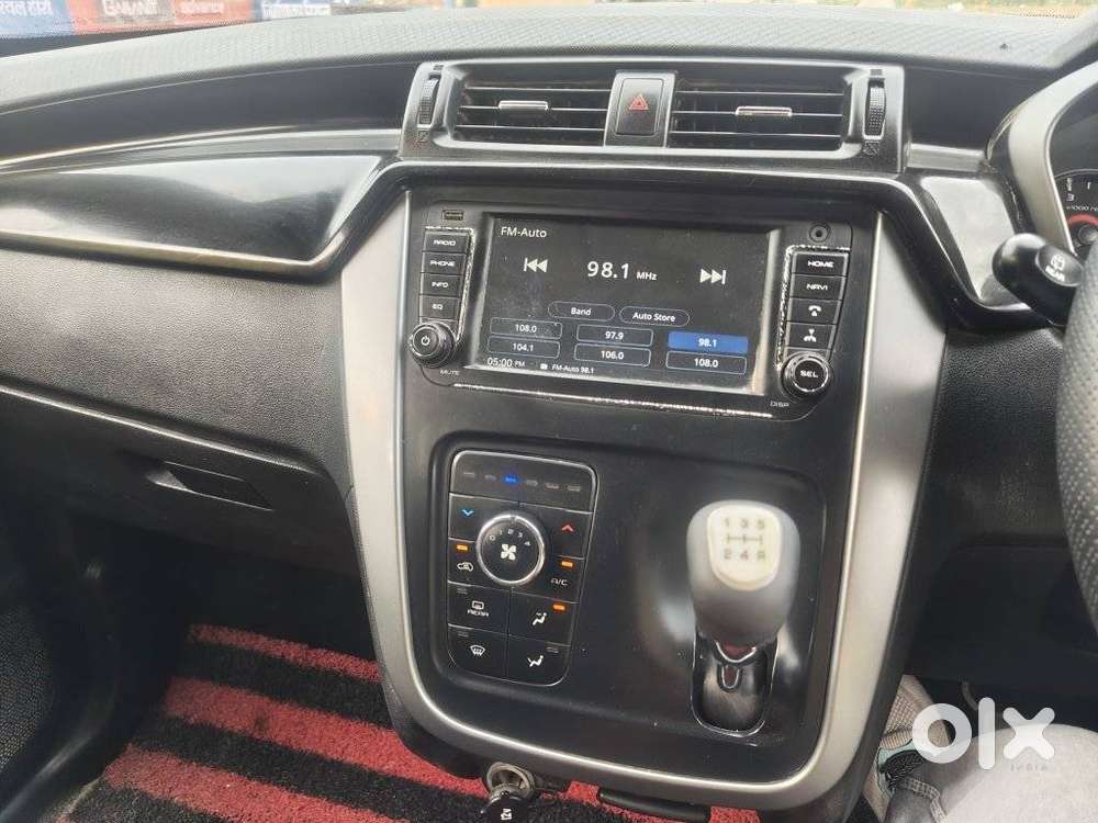 Mahindra Kuv 100 Mfalcon D75 K8 Dual Tone, 2018, Diesel