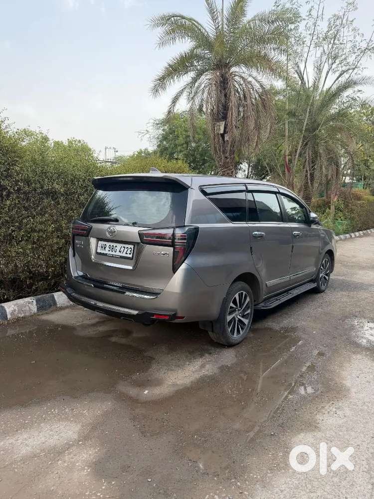 Toyota Innova Crysta 2022 Petrol Well Maintained