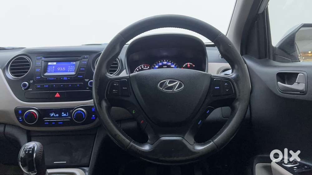 Hyundai Xcent 1.2 Vtvt Sx Option, 2015, Petrol