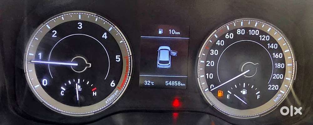 Hyundai Venue Sx (o) Mt 1.5 Diesel, 2021, Diesel