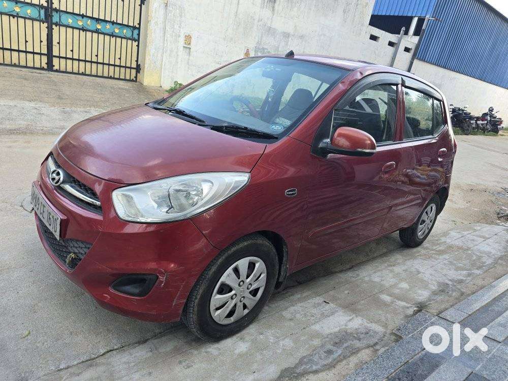 Hyundai I10 Sportz At, 2011, Petrol