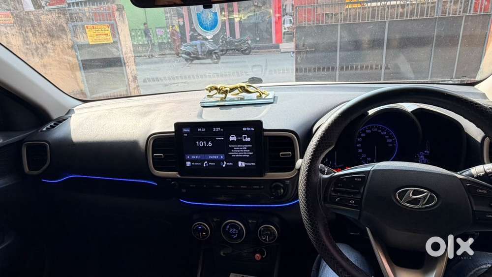 Hyundai Venue 2020 Petrol 32000 Km Driven