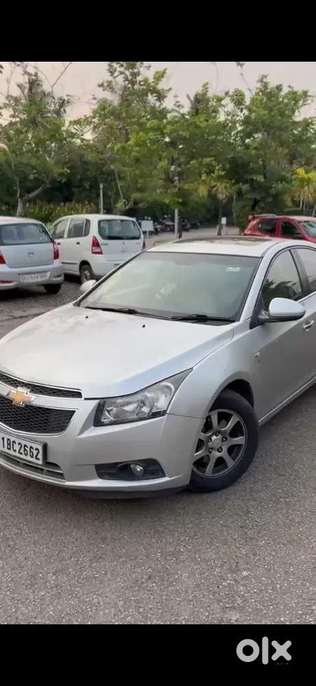 Chevrolet Cruze 2011 Diesel Automatic 61000km Driven