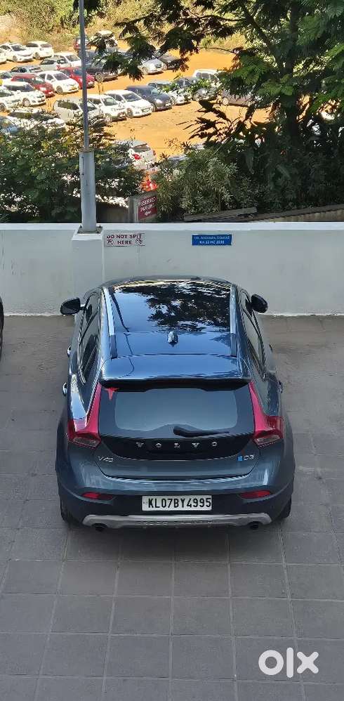 Volvo V40 Cross Country 2013