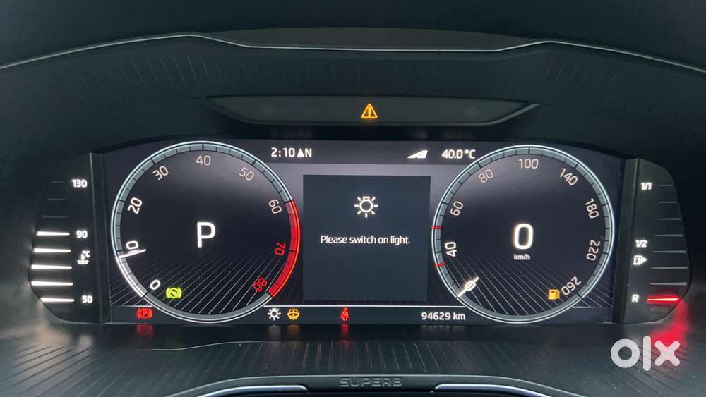 Skoda Superb L&k 1.8 Tsi At, 2022, Petrol