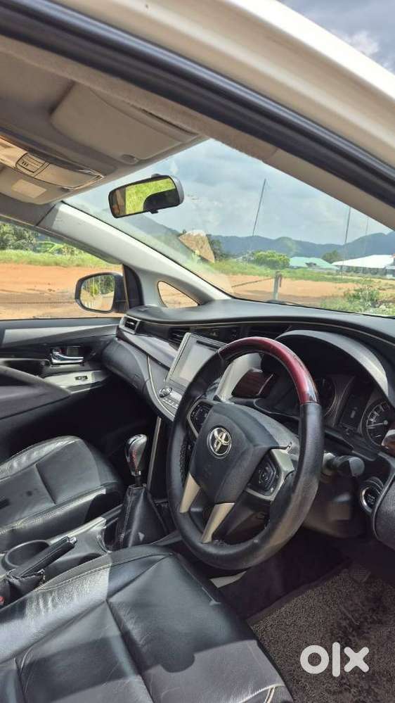 Toyota Innova Crysta 2.4 Z 7 Str, 2016, Diesel