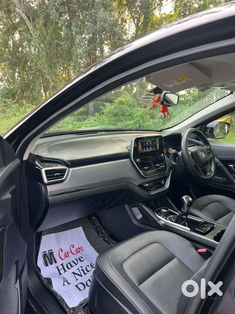 Tata Harrier 2.0 Xza Sunroof Dark Edition, 2021, Diesel