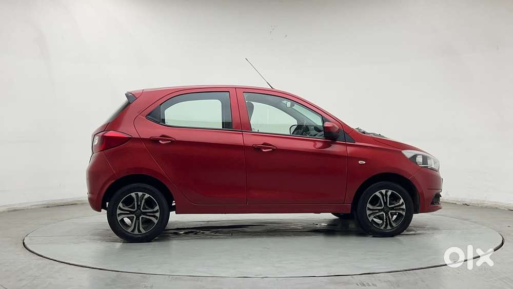 Tata Tiago Xza, 2019, Petrol