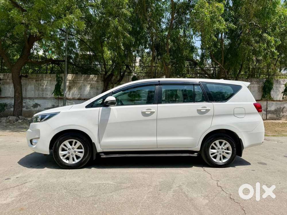 Toyota Innova Crysta 2.4 Gx Mt, 2023, Diesel