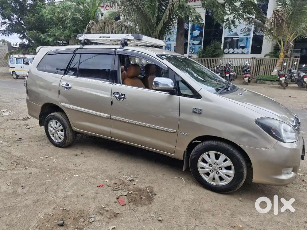 Toyota Innova 3.5 V 2010