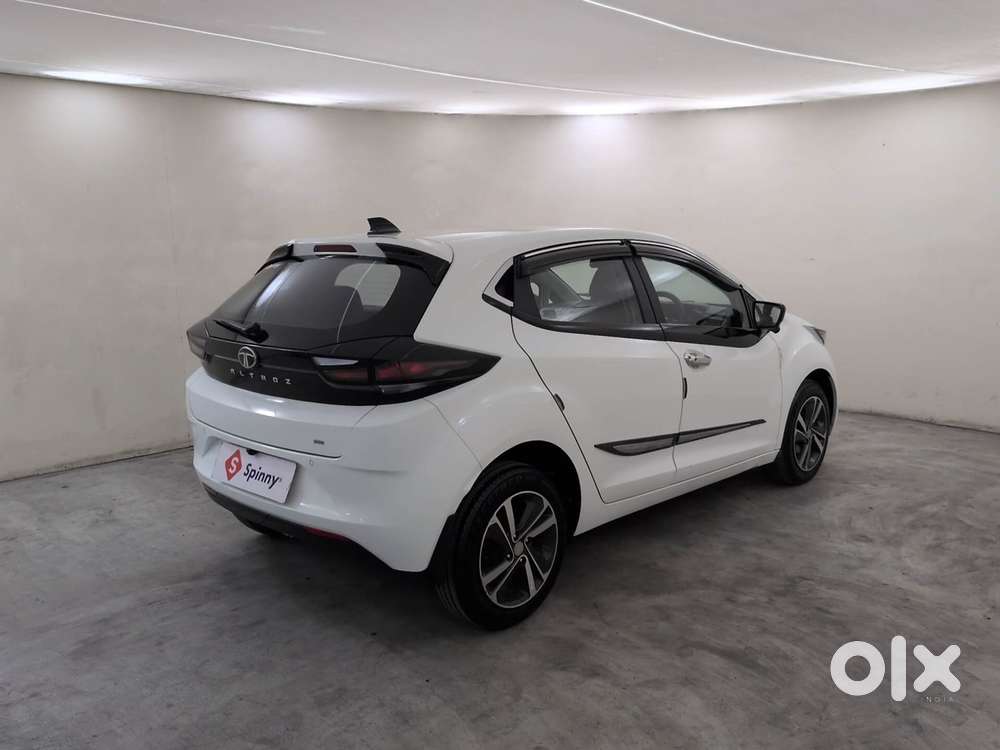 Tata Altroz Xza Petrol, 2025, Petrol