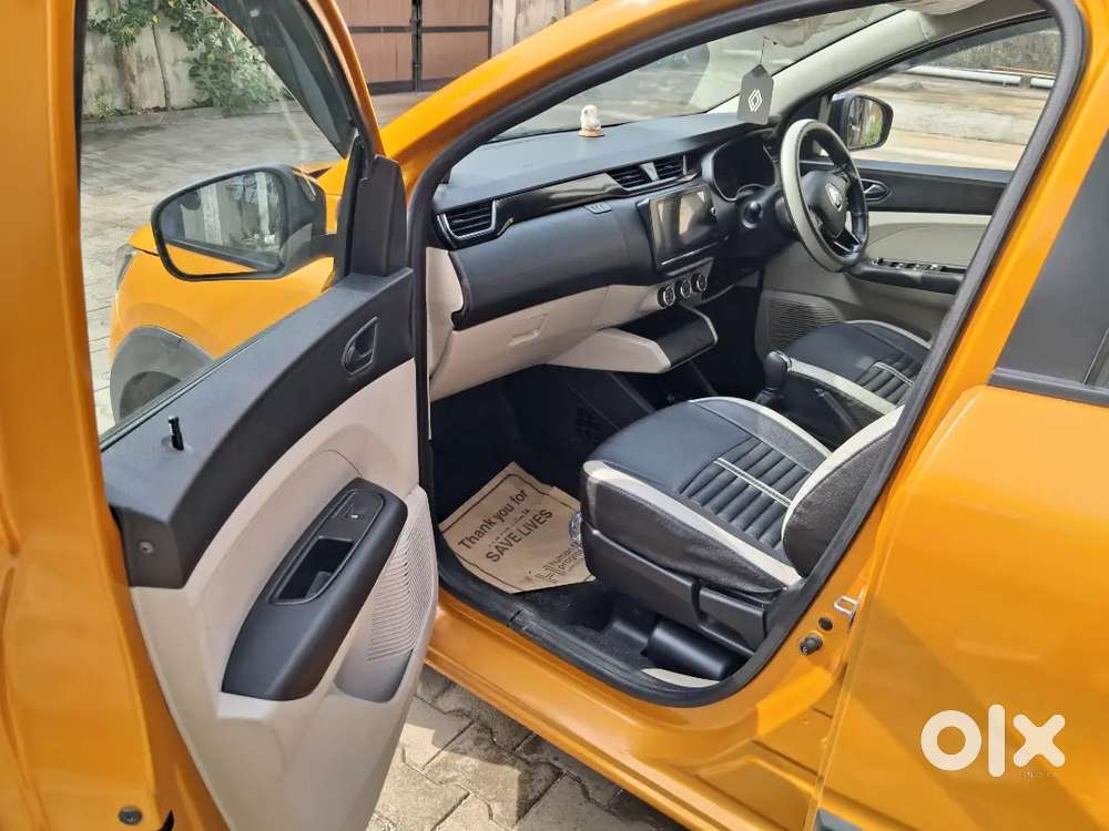 Renault Triber Rxt Amt 2023
