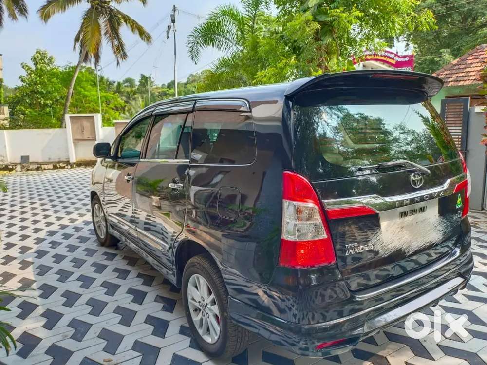 Toyota Innova V 7 2009
