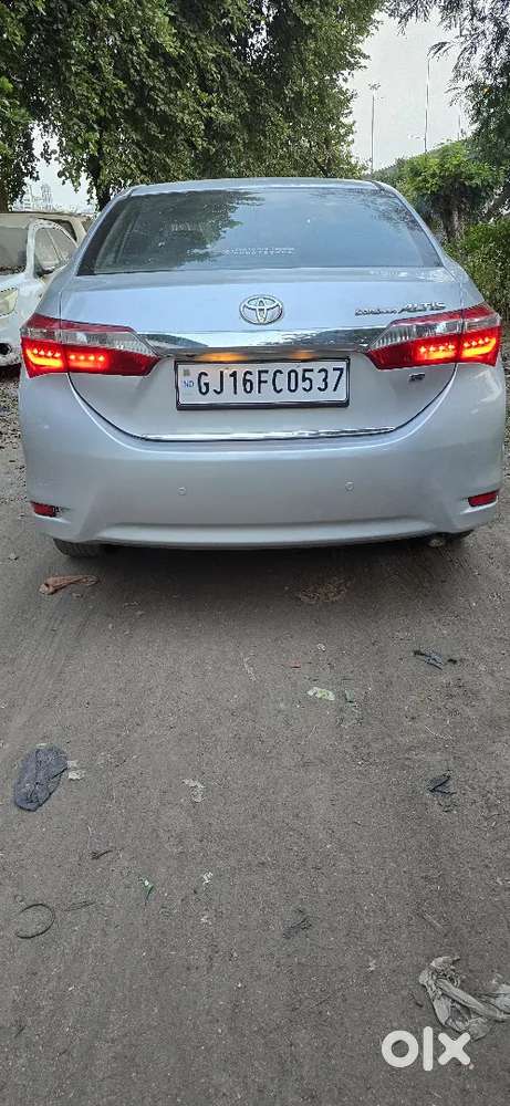 Toyota Corolla Altis Gl 1.8 &ndash; Luxury & Comfort