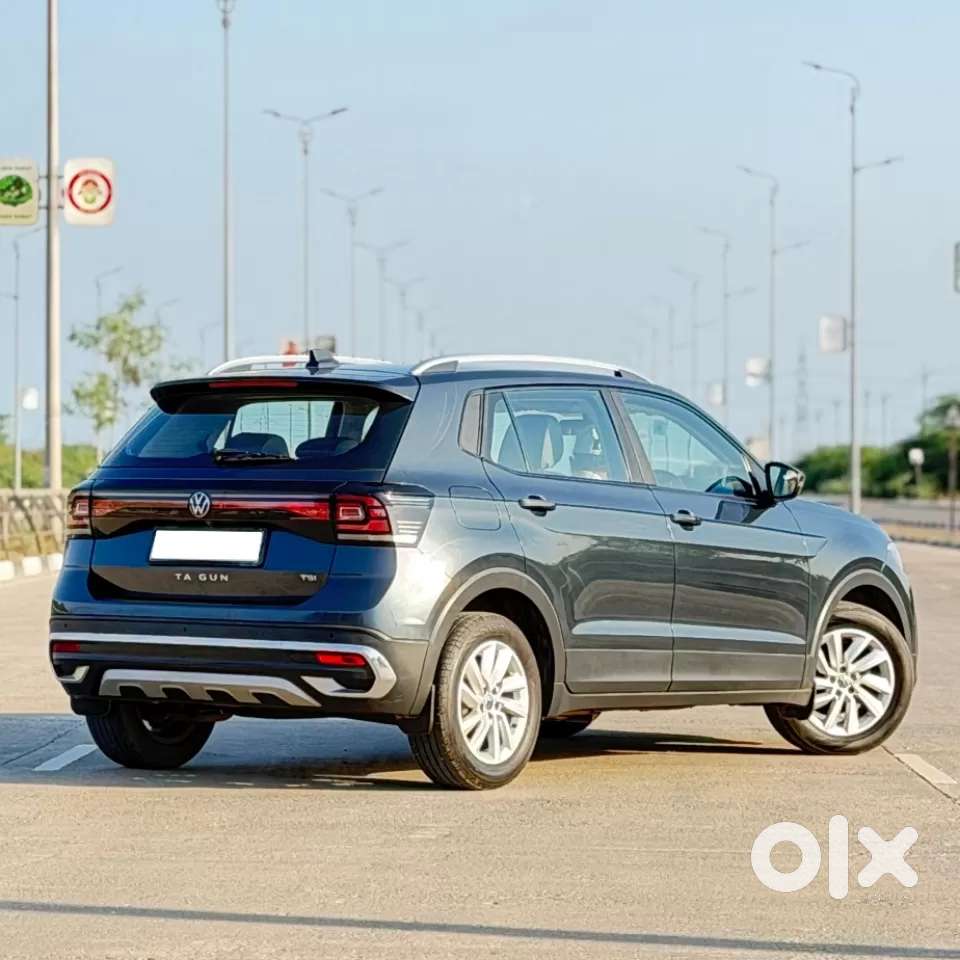 Volkswagen Taigun 1.0 Tsi Highline At, 2022, Petrol