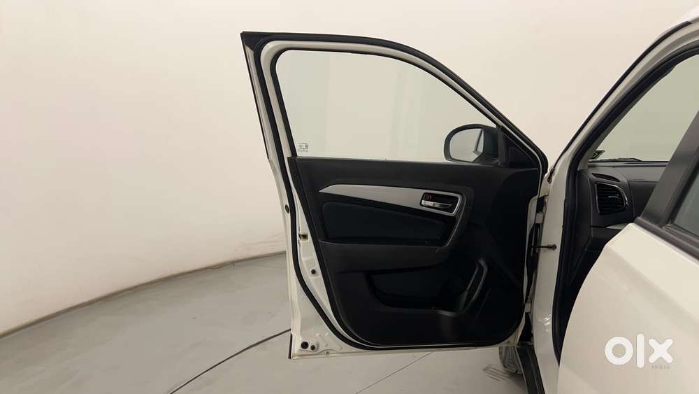 Maruti Suzuki Vitara Brezza 1.5 Zxi Plus At, 2021, Petrol