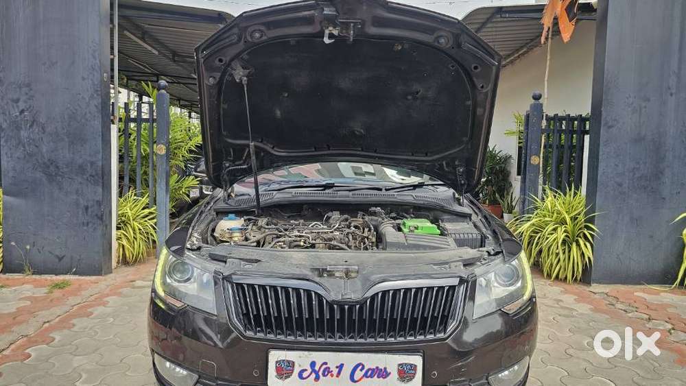 Skoda Superb Elegance 1.8 Tsi At, 2014, Petrol