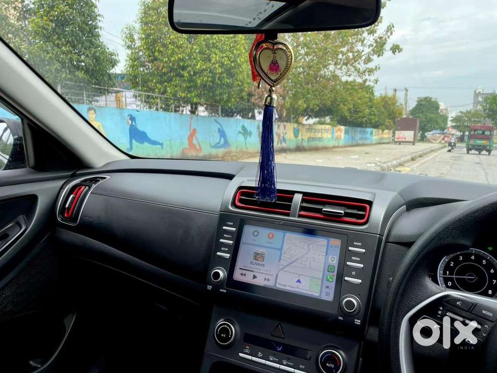 Hyundai Creta Petrol Sunroof 8/2023 S+ Knight Edition