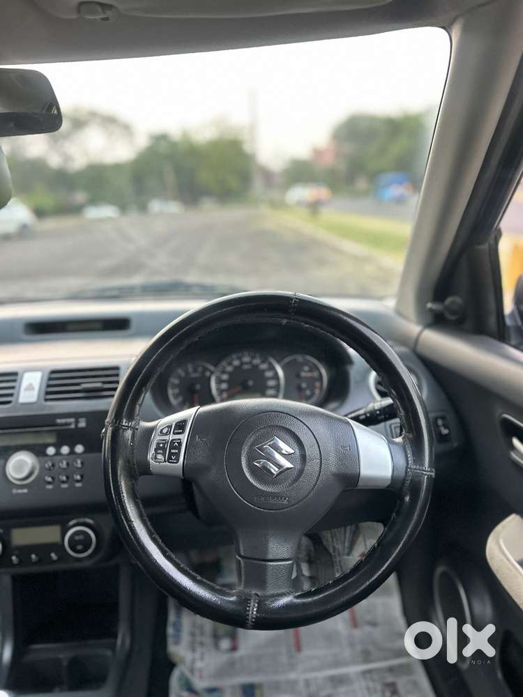 Maruti Suzuki Swift Dzire Zxi + Mt, 2011, Petrol