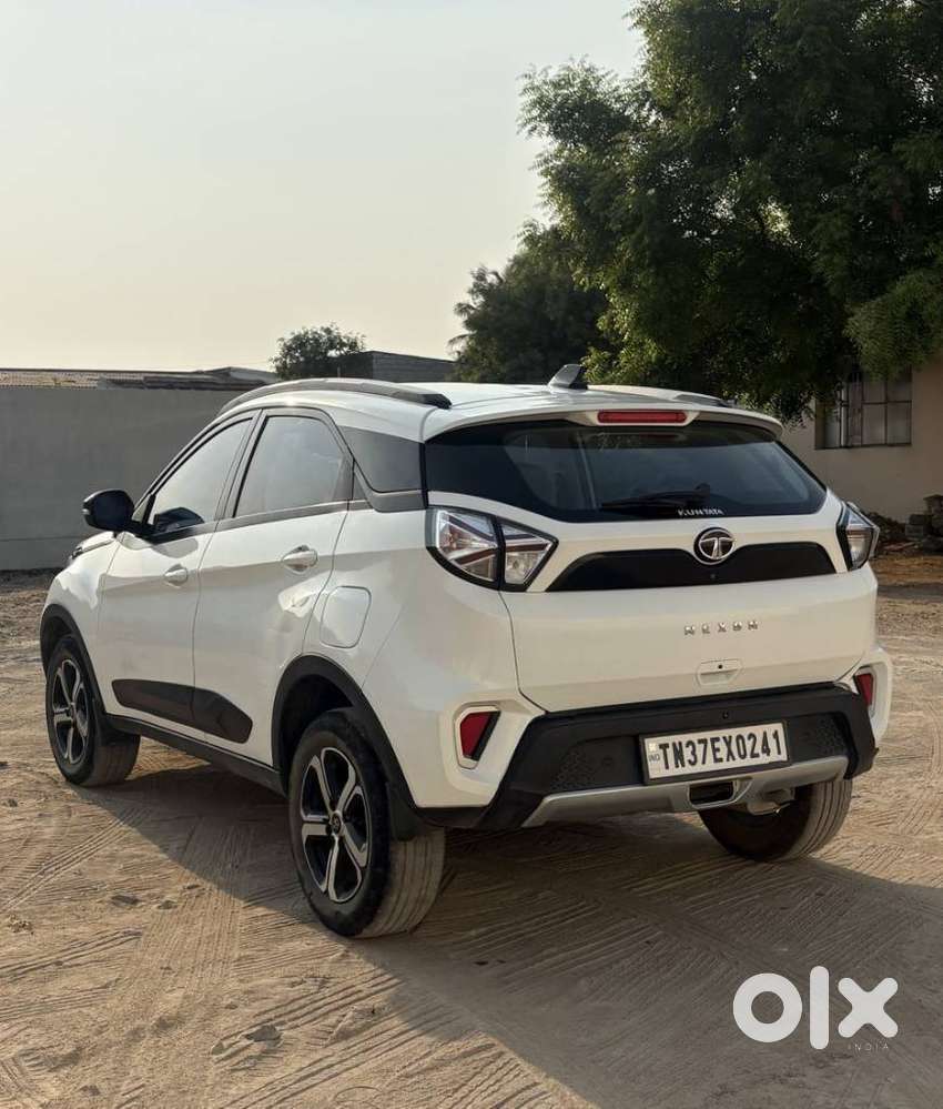 Tata Nexon 1.2 Revotron Xza Plus, 2022, Petrol