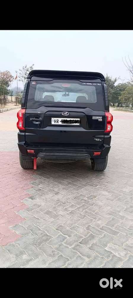 Mahindra Scorpio