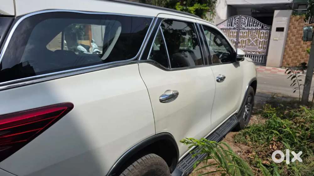 Toyota Fortuner Diesel At 2017