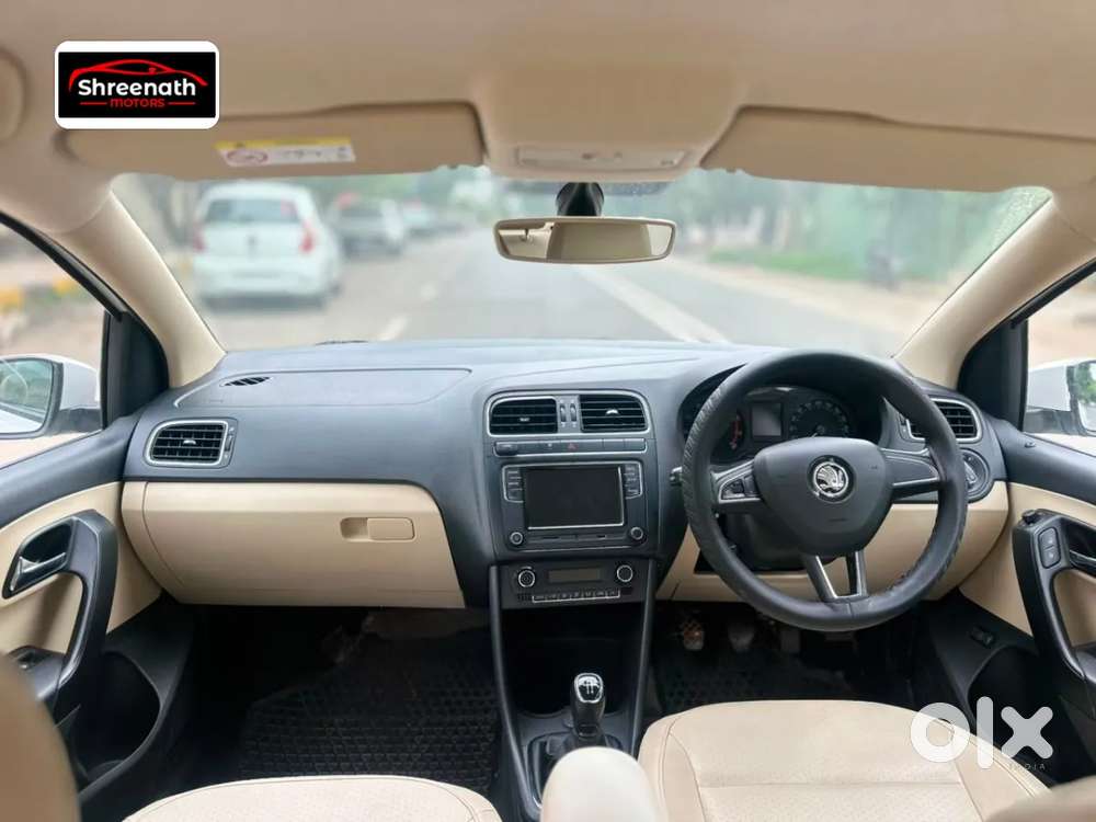 Skoda Rapid 1.6 Mpi At Elegance, 2017, Petrol