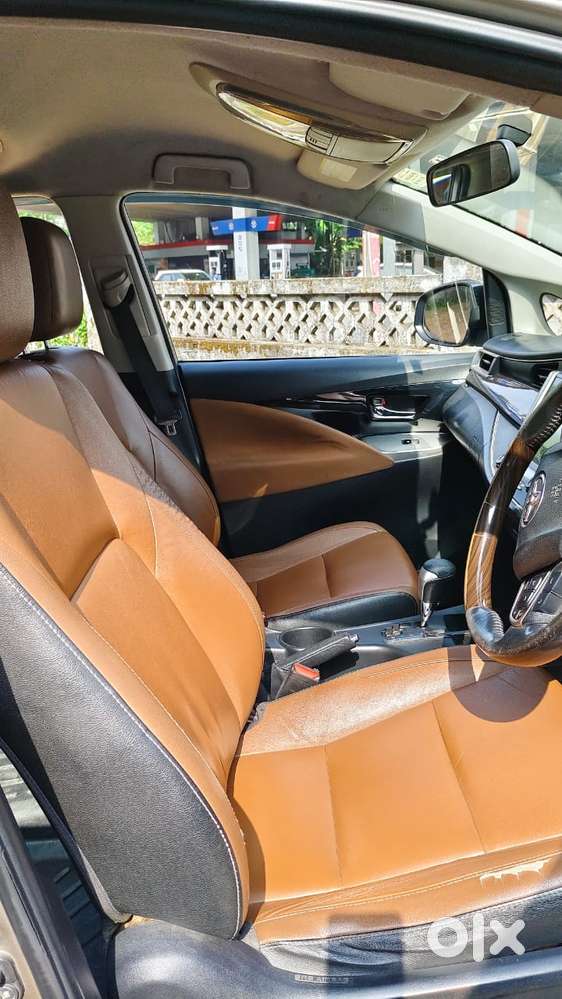 Toyota Innova Crysta 2.8z Automatic, 2016, Diesel