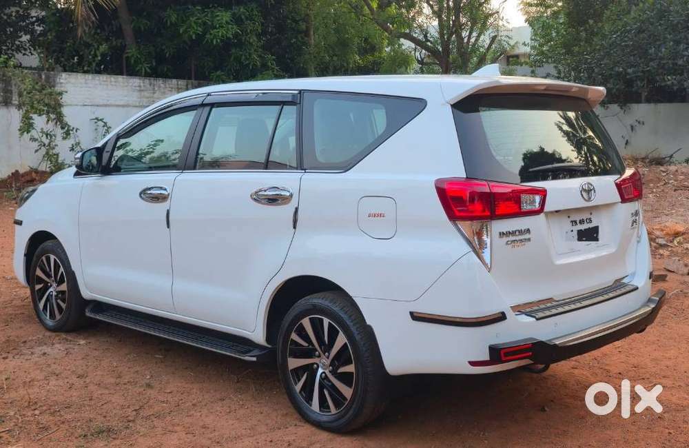 Toyota Innova Crysta