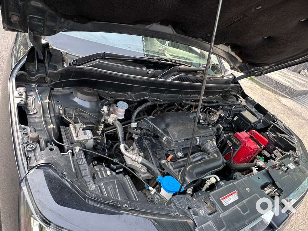 Maruti Brezza Zxi 2023 S- Cng Top Model With Sunroof