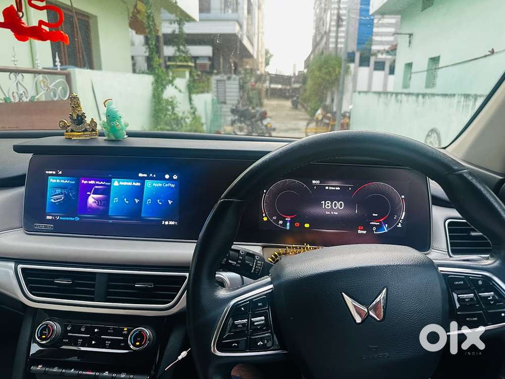Mahindra Xuv700 Petrol 2021