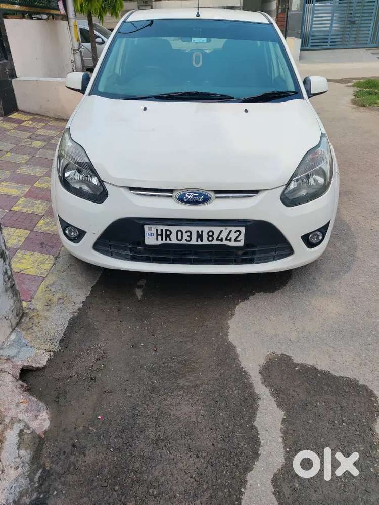 Ford Figo 1.2 Petrol 2012