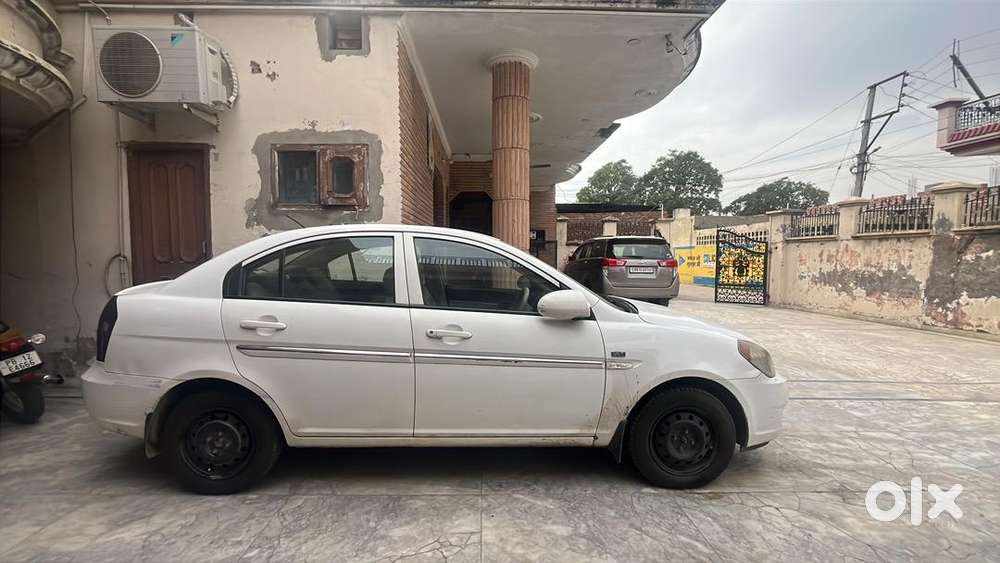 Hyundai Fluidic Verna 2010