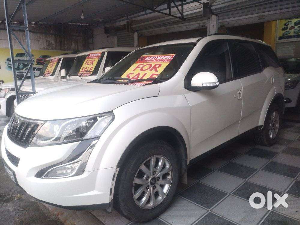 Mahindra Xuv500 2.2 W10 Sportz Edition Mt, 2016