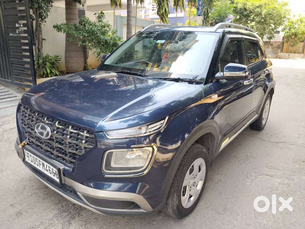 Hyundai Venue S 1.2 Petrol, 2022, Petrol