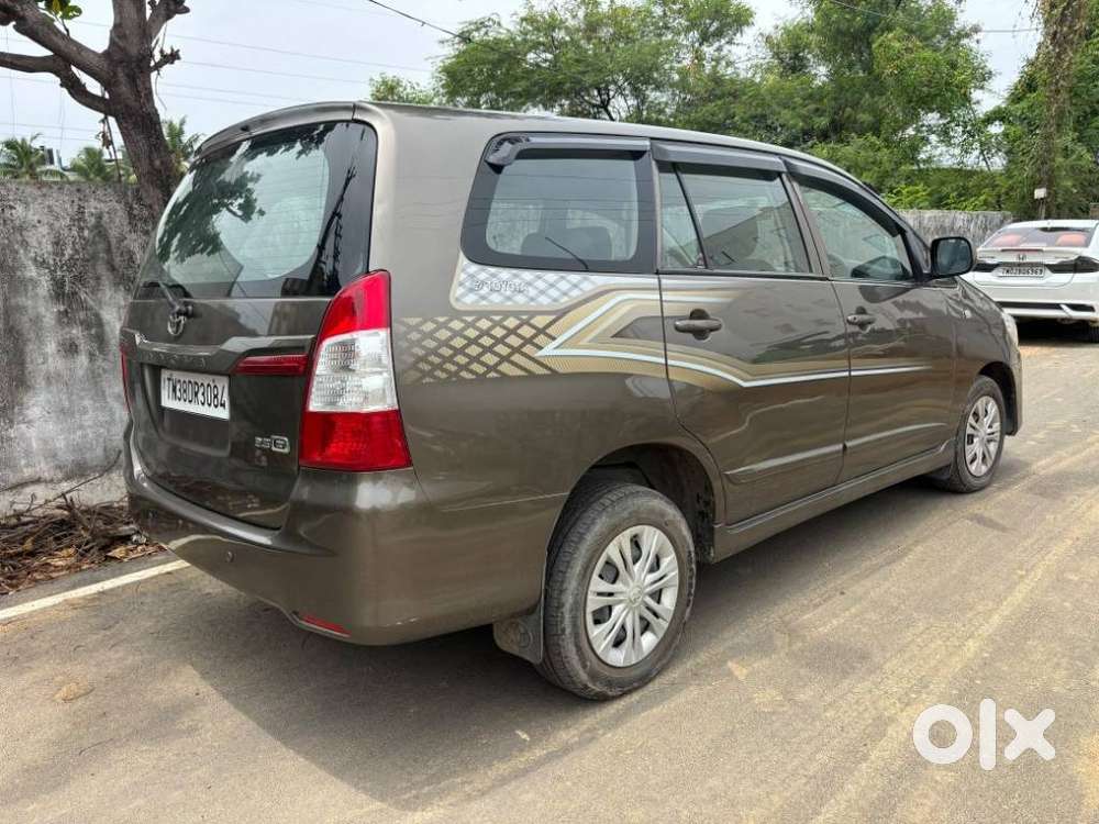 Toyota Innova 2.5 G (diesel) 8 Seater, 2015, Diesel