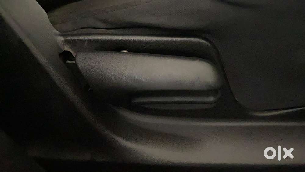 Maruti Suzuki Swift 1.2 Lxi (o), 2017, Petrol