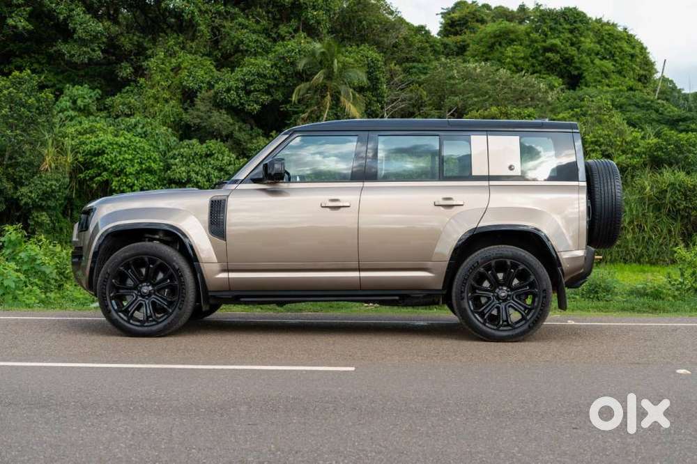 Land Rover Defender 5.0 110 Carpathian, 2025, Petrol