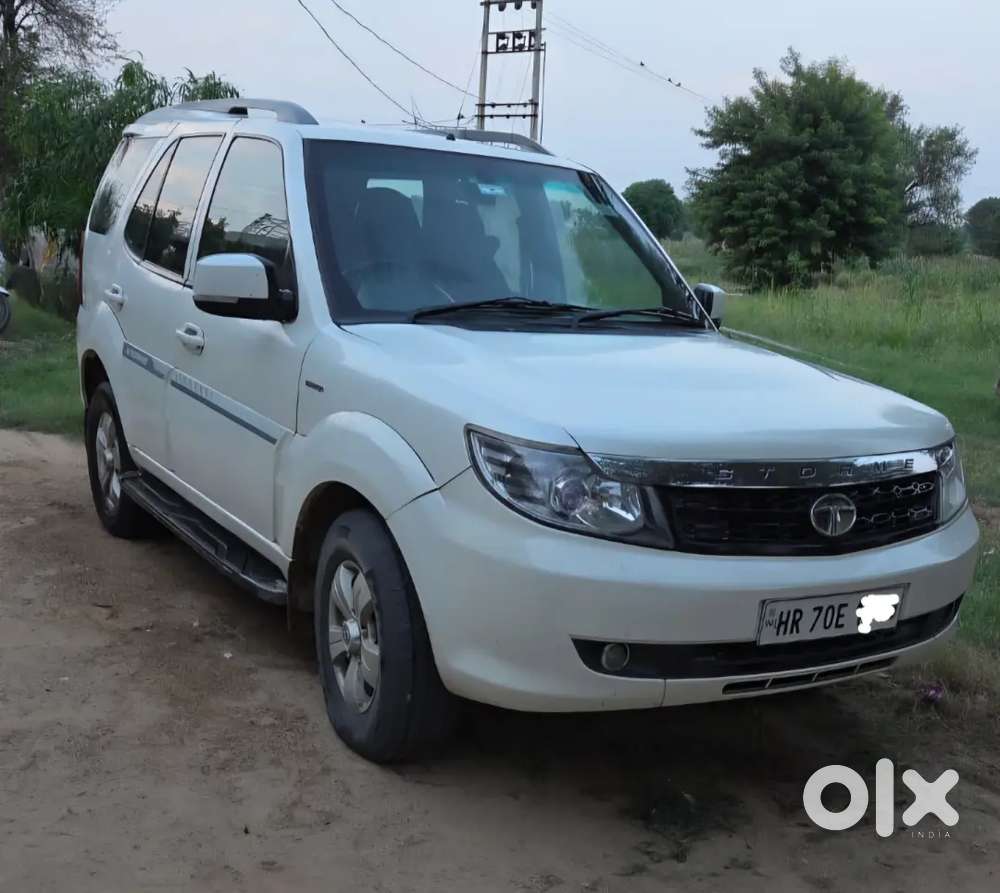 Tata Safari Storme 2018