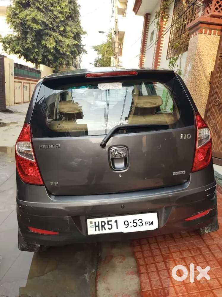 Car Is Good Condition One Hand Car Diven, Sailing Purpus Parking Issue