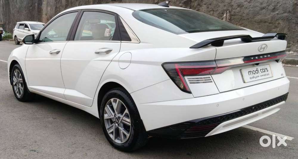 Hyundai Verna 1.5 Sx (o) Ivt, 2025, Petrol