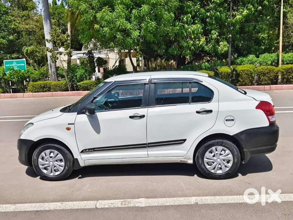 Maruti Suzuki Swift Dzire Tour Ldi, 2016, Diesel