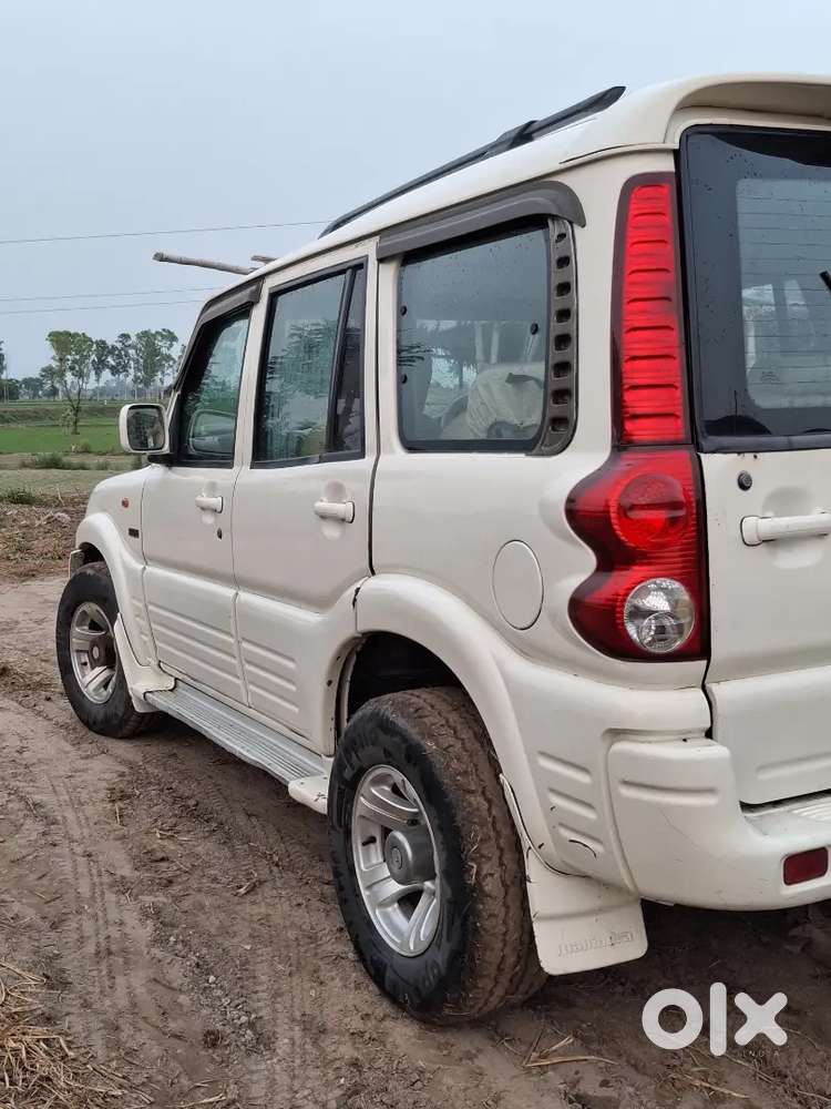 Mahindra Scorpio Classic 2009