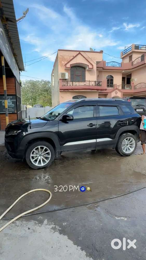Breeza In Showroom Condition