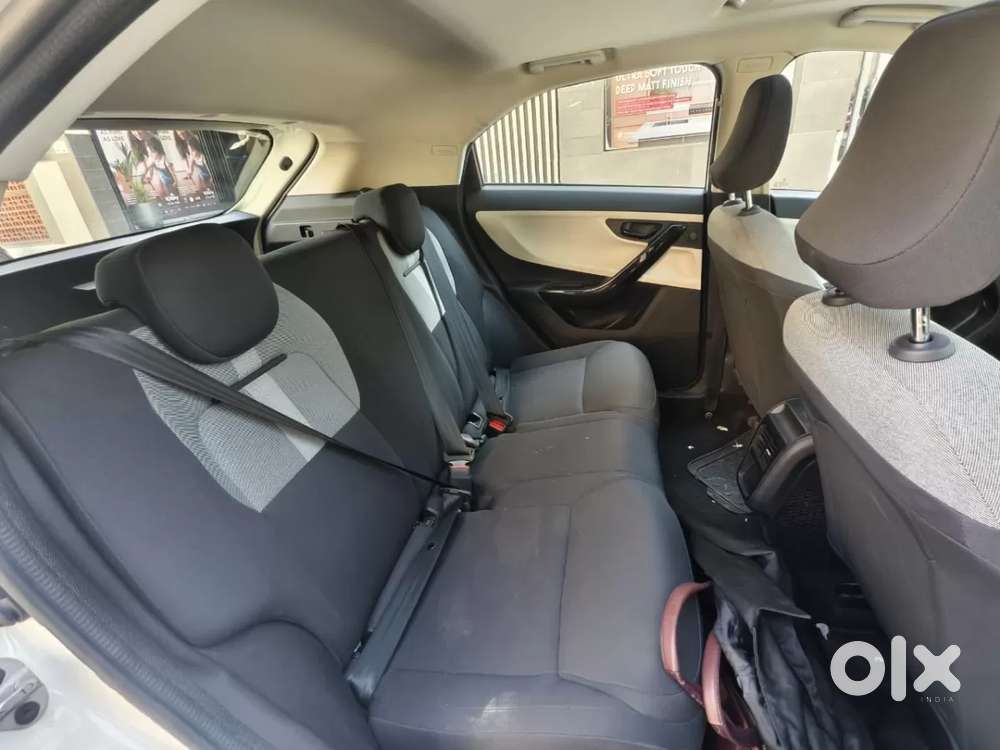 Tata Nexon, 2024, Petrol