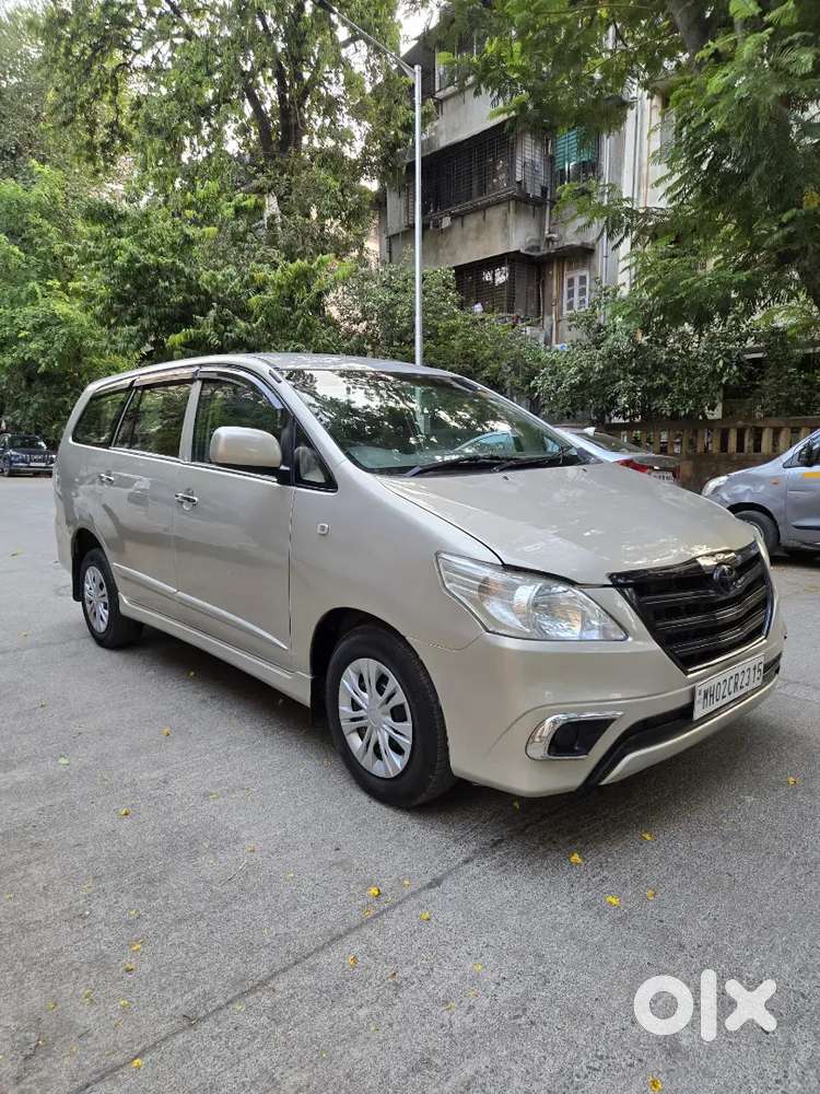 Toyota Innova 2014 Diesel Well Maintained