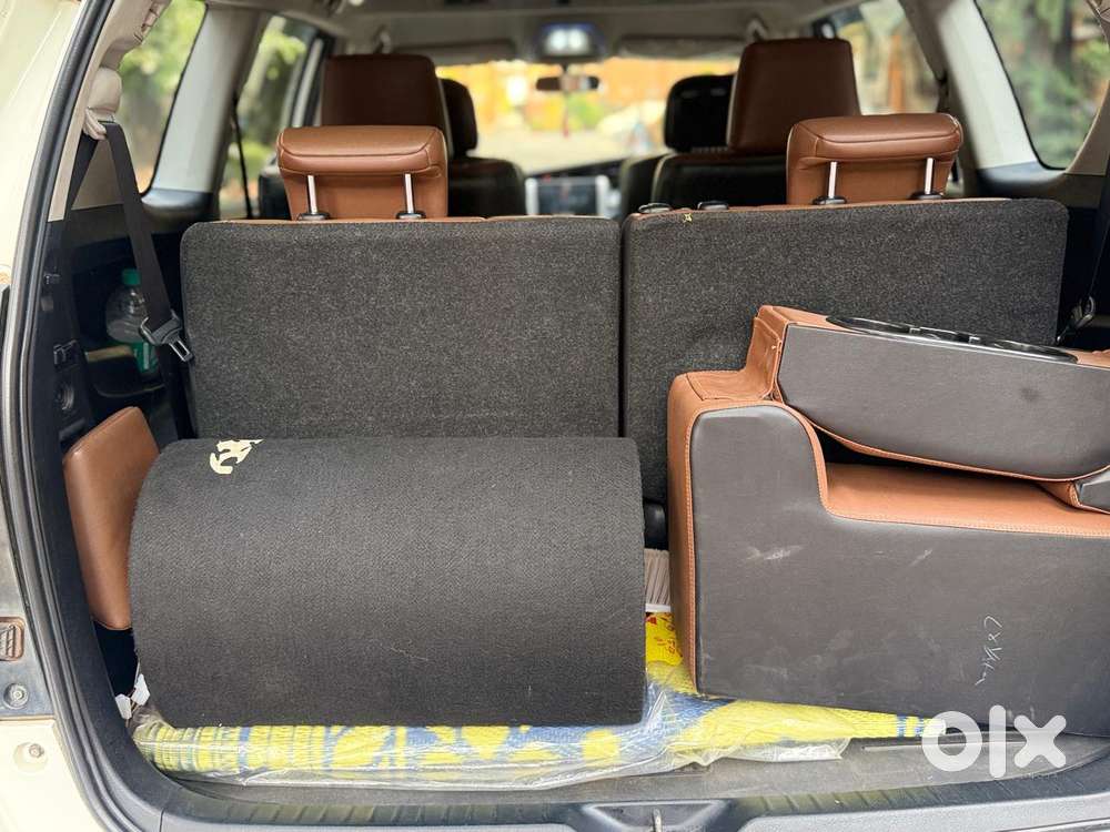 Toyota Innova Crysta 2.8z Automatic, 2016, Diesel