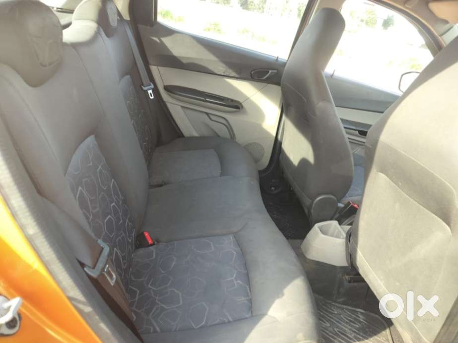 Tata Tiago 1.2 Revotron Xt Rhythm, 2016, Petrol